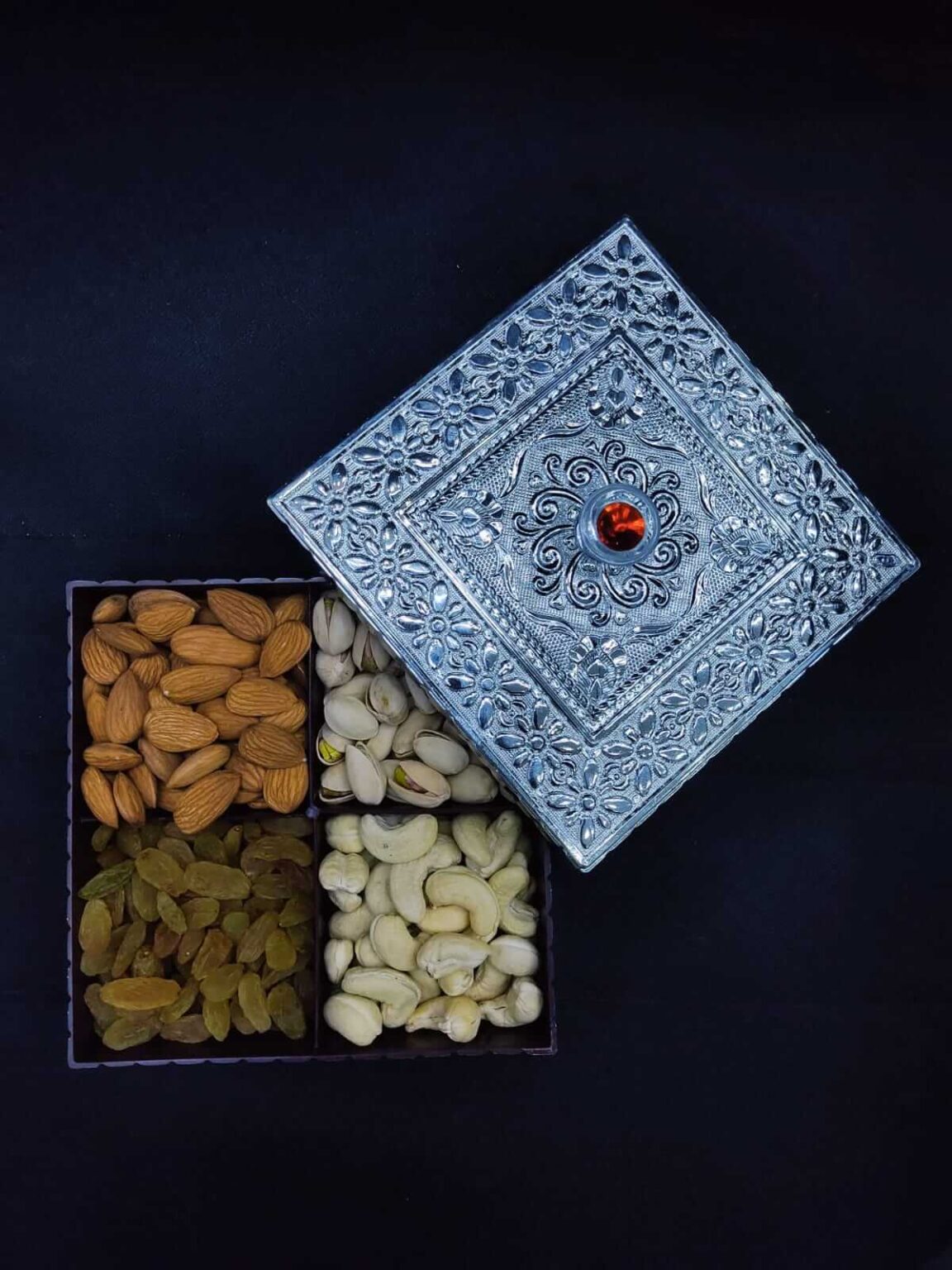 Dry Fruits Gift Box Nutsplus